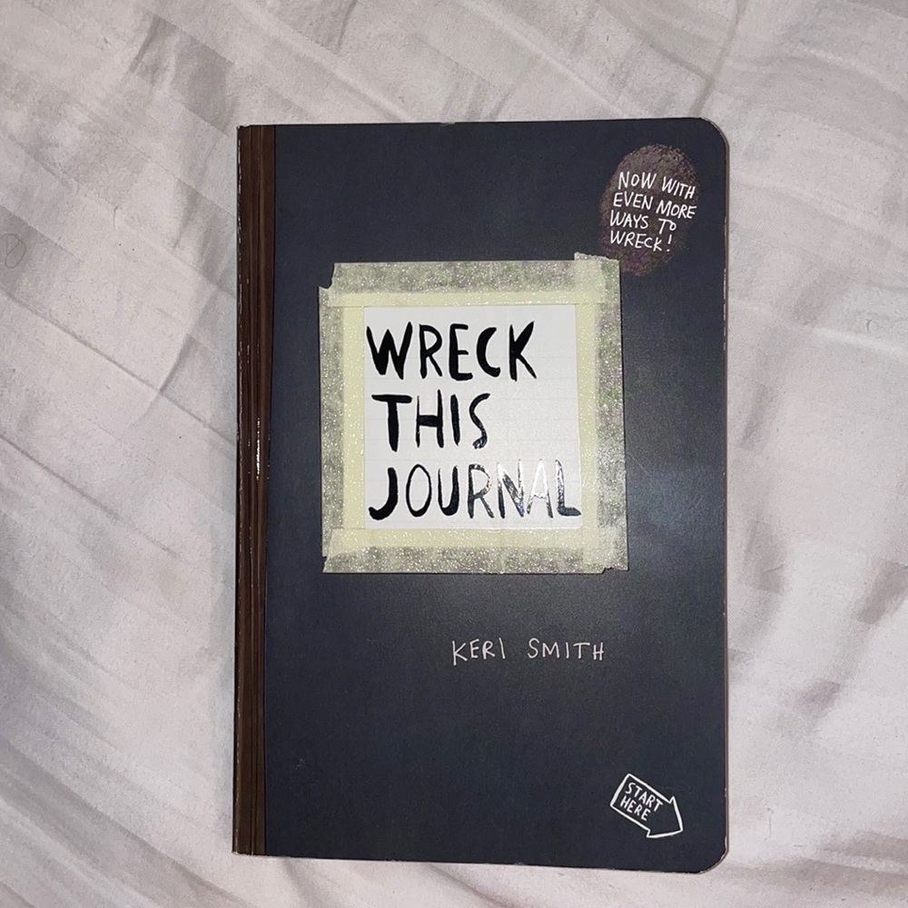 Wreck this journal Keri smith art book